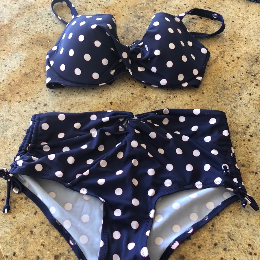 MarieMeili Bikini Top Size: 34DD Bottom Size: M